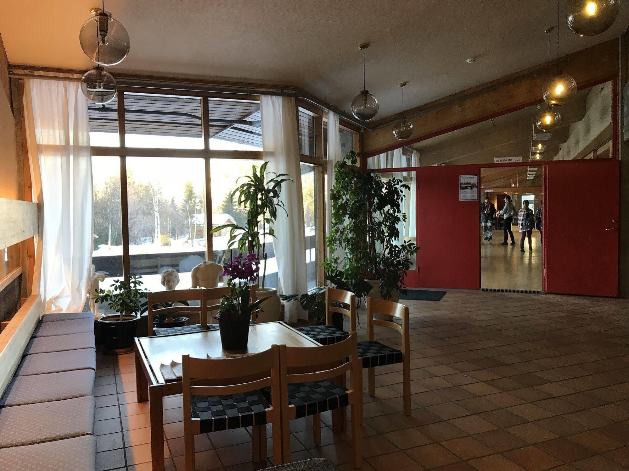 Rauland Vandrerhjem Akademiet Exteriör bild